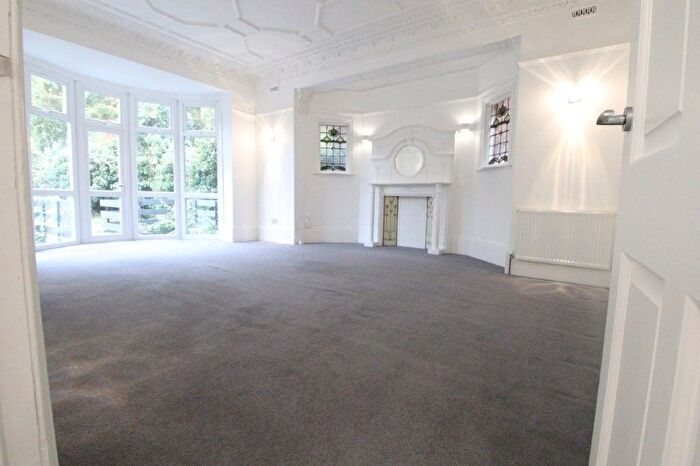 3 Bedroom Maisonette To Rent In Coolhurst Road, London, N8