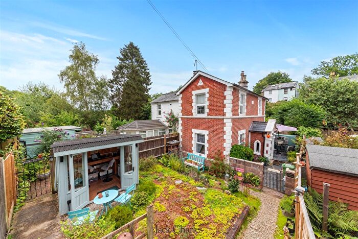 2 Bedroom Semi-detached House For Sale In Apsley Street, Tunbridge Wells, TN4