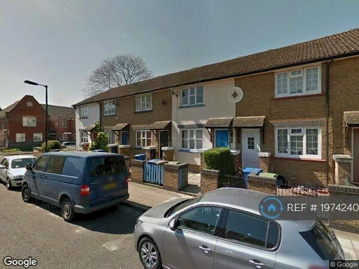 2 Bedroom Terraced House To Rent In Cranswick Road, London, SE16