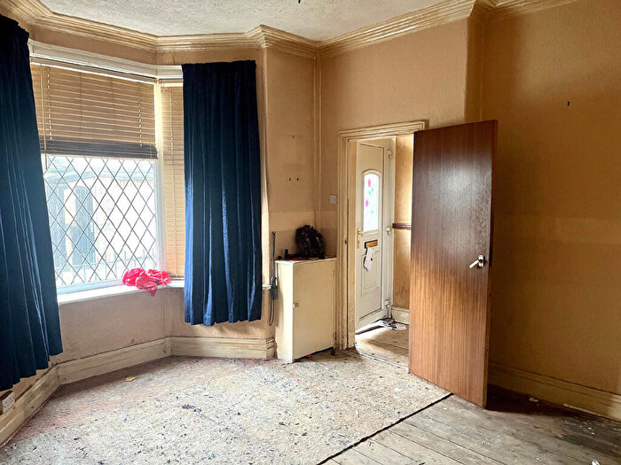 3 Bedroom Terraced House For Sale In Byron Street, Blackpool, FY4