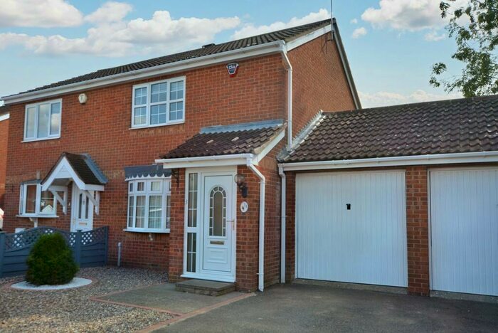 2 Bedroom Semi-Detached House To Rent In Hazeldene Road, Hamilton, Leicester, LE5