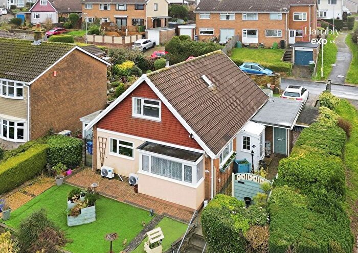 4 Bedroom Detached House For Sale In Golf Road, New Inn, Pontypool, NP4