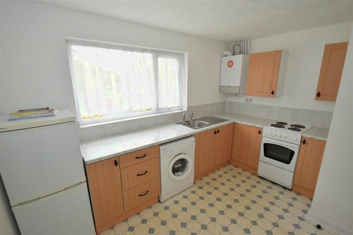 1 Bedroom Flat To Rent In Stravinsky Road, Basingstoke, RG22