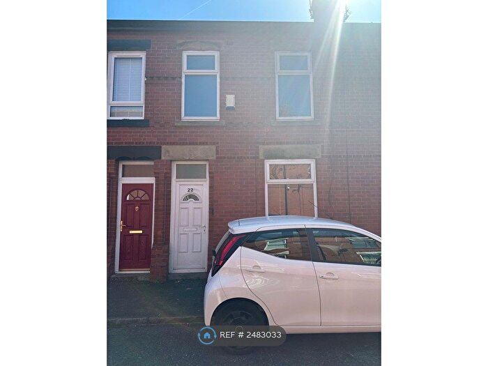 3 Bedroom Terraced House To Rent In Lancaster Avenue, Middleton, Manchester, M24