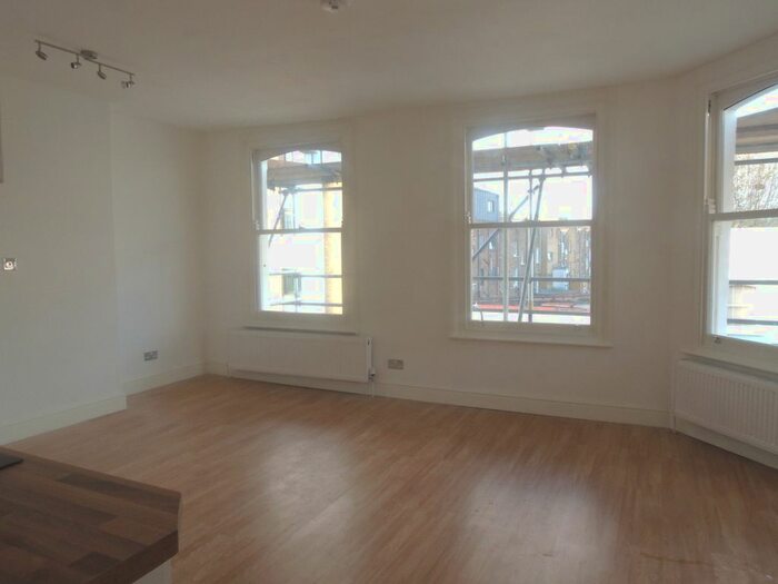 1 Bedroom Flat For Sale In Nevill Road, London, N16