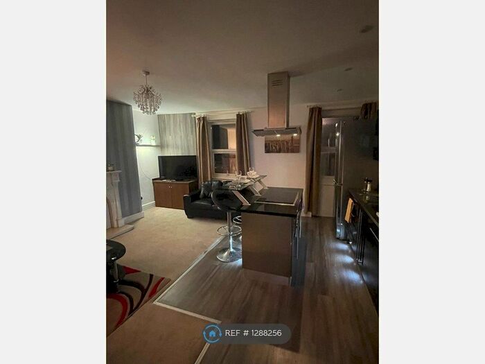 2 Bedroom Flat To Rent In Oakfield Road, Liverpool L4