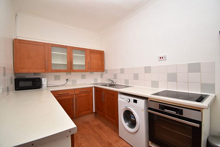 4 Bedroom Flat To Rent In Albany Road, Falmouth, TR11