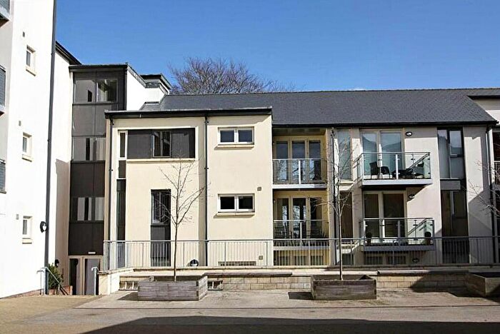 2 Bedroom Apartment For Sale In Burgess Square, Brackley, NN13