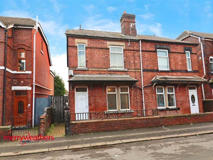 2 Bedroom Semi Detached House For Sale In Falding Street, Rotherham, S60