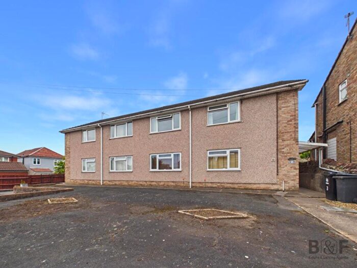 2 Bedroom Flat For Sale In Kimberley Avenue, Fishponds, BS16