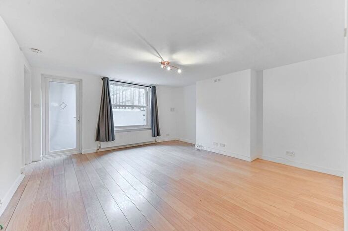 2 Bedroom Flat To Rent In Windmill Road, West Croydon, Croydon, CR0