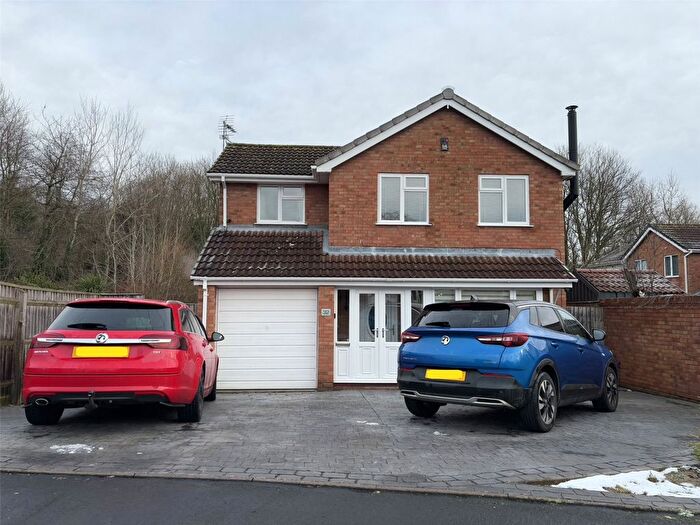 4 Bedroom Detached House To Rent In Fellows Close, Little Dawley, Telford, Shropshire, TF4