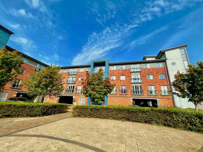 1 Bedroom Apartment For Sale In Worsdell Drive, Marmion Court, Gateshead, NE8