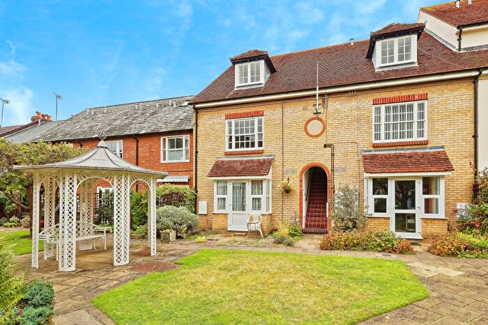 2 Bedroom Flat For Sale In Chantry Court, St. Radigunds Street, Canterbury, Kent, CT1