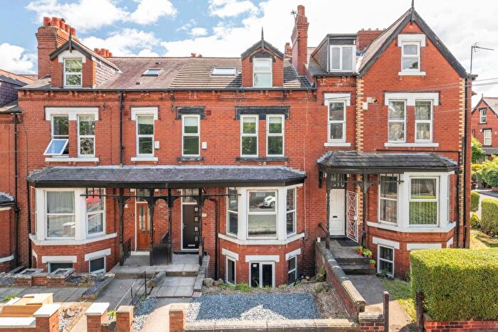 6 Bedroom House To Rent In Delph Lane, Leeds, LS6