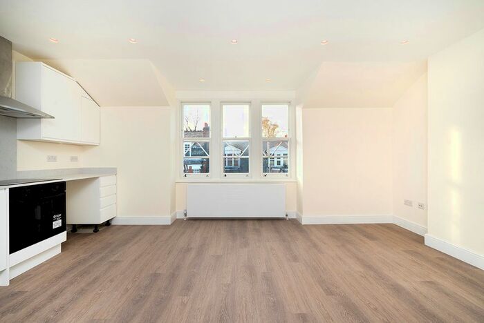 2 Bedroom Flat To Rent In , Milton Road, Highgate, N6