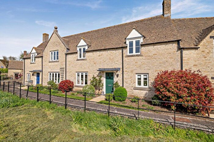 2 Bedroom Retirement Property For Sale In East Allcourt, Lechlade, Gloucestershire, GL7