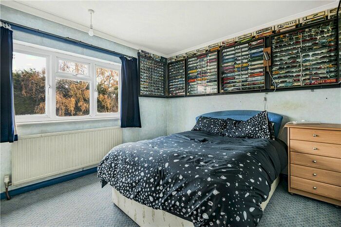 3 Bedroom Terraced House For Sale In Belgrave Road, Sunbury-On-Thames, Surrey, TW16