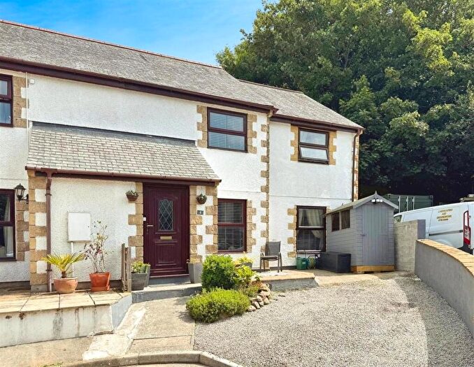 3 Bedroom Semi Detached House For Sale In Family Home For Local Buyers, Godolphin Cross, TR13