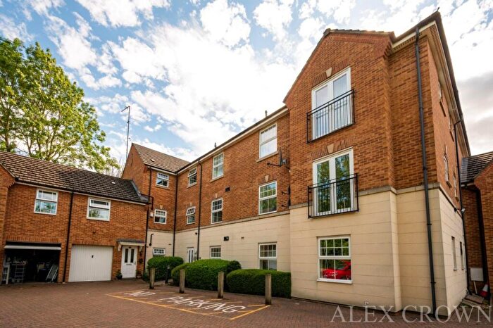2 Bedroom Flat To Rent In Weller Mews, Hunters Way, Golders Green, EN2