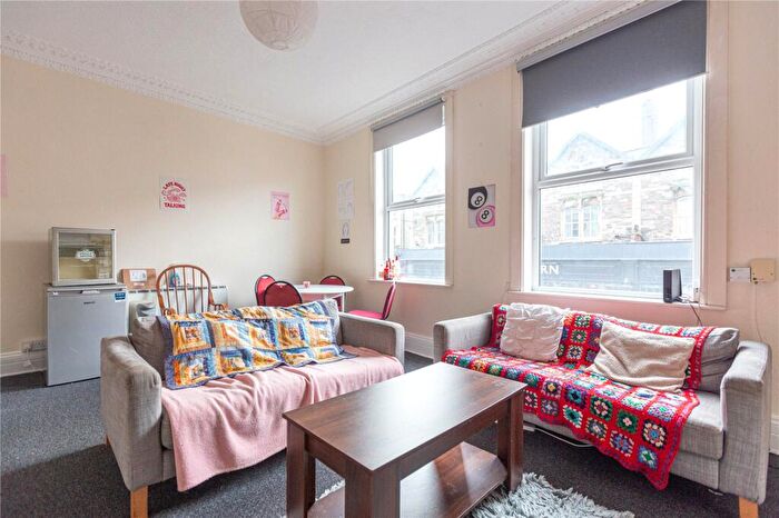 4 Bedroom Maisonette To Rent In Cromwell Road, St. Andrews, Bristol, BS6