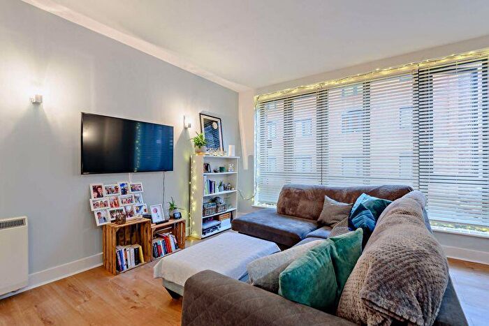 2 Bedroom Apartment To Rent In Northwood Street, Birmingham, B3