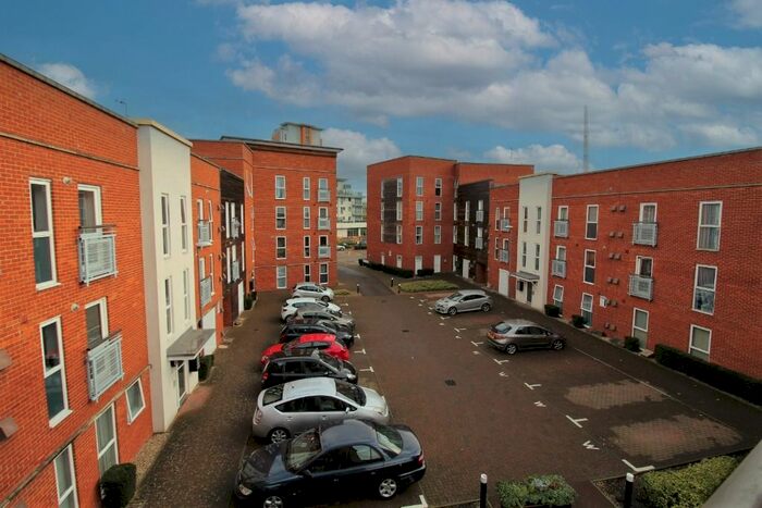 2 Bedroom Flat To Rent In Holman Court, Voyage Development, Ipswich, IP2