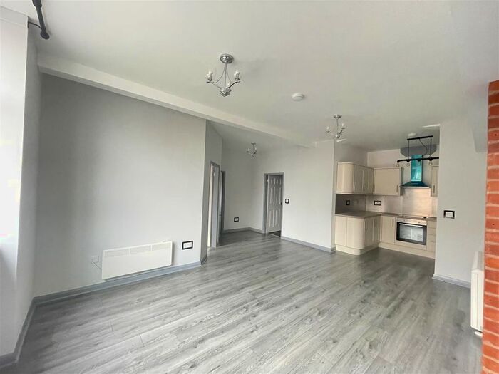 2 Bedroom Flat To Rent In Springfield Road, Shepshed, Loughborough, LE12