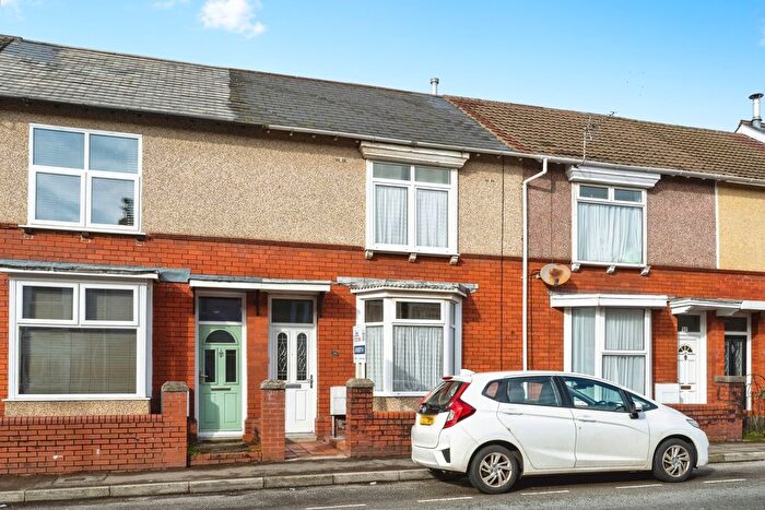 3 Bedroom Terraced House For Sale In Vivian Road, Sketty, Swansea, SA2