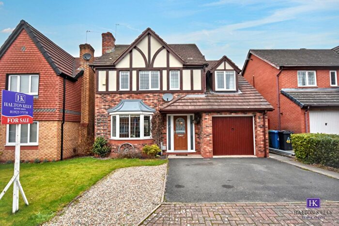 4 Bedroom Detached House For Sale In Vermont Close, Great Sankey, WA5