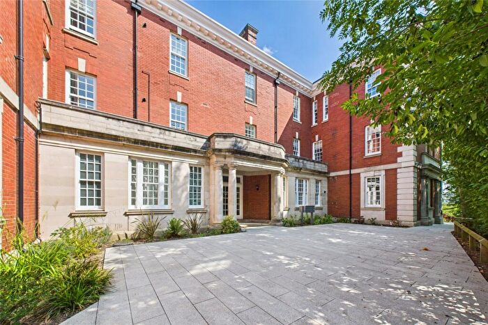 2 Bedroom Apartment To Rent In White Cross Place, Wellesley, Aldershot, Hampshire, GU11