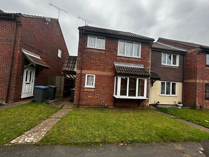 3 Bedroom Semi-Detached House To Rent In Runnacles Way, Felixstowe, Suffolk, IP11