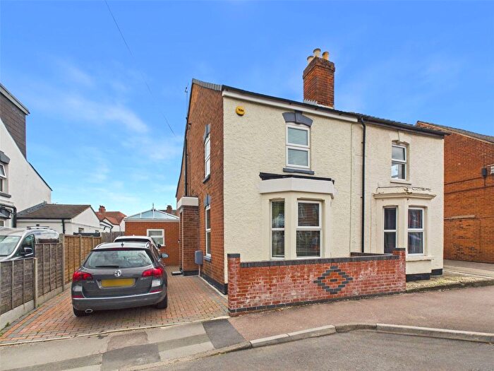3 Bedroom Semi Detached House For Sale In Old Cheltenham Road, Longlevens, Gloucester, GL2