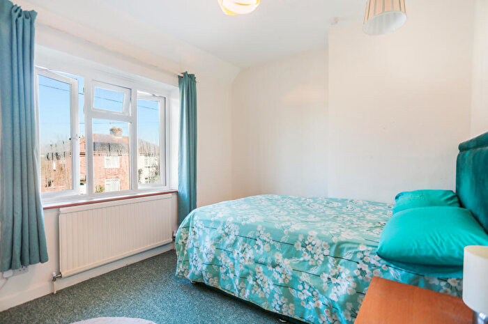 3 Bedroom Semi-Detached House For Sale In Wilfrid Road, Hove, BN3