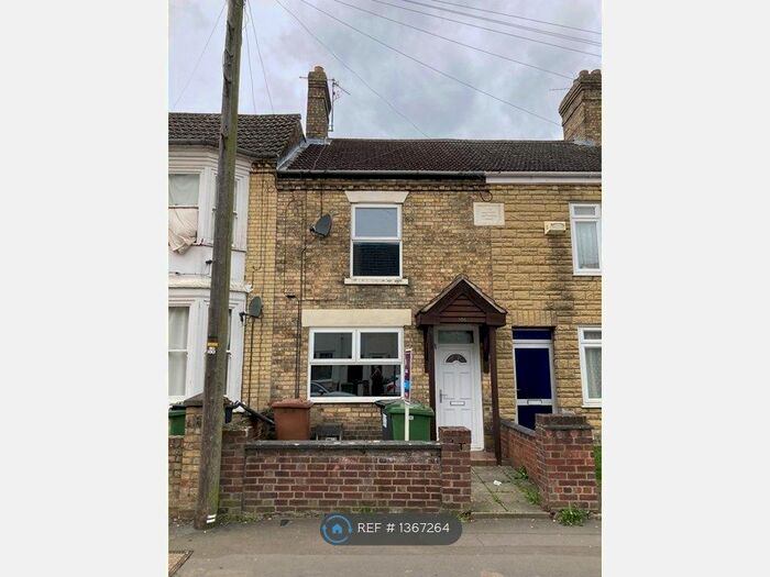 3 Bedroom Terraced House To Rent In Palmerston Road, Peterborough, PE2