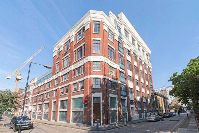 2 Bedroom Apartment For Sale In Boyd Street, London, E1