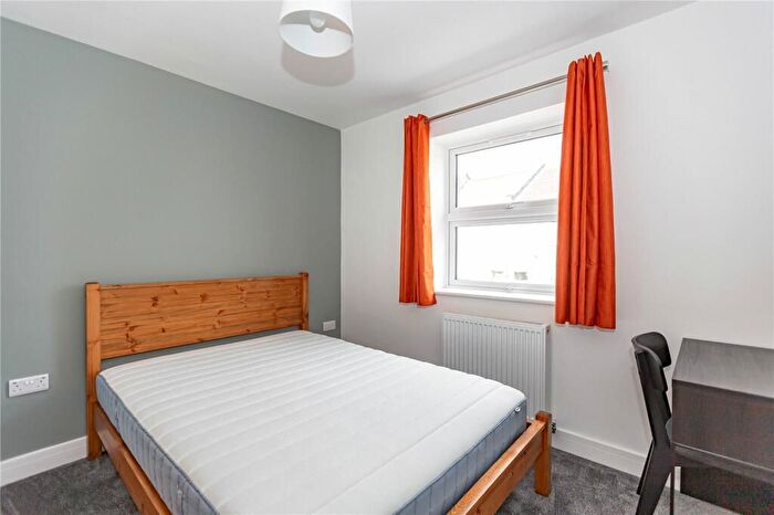 5 Bedroom Semi-Detached House To Rent In Woodbine Road, Bristol, BS5