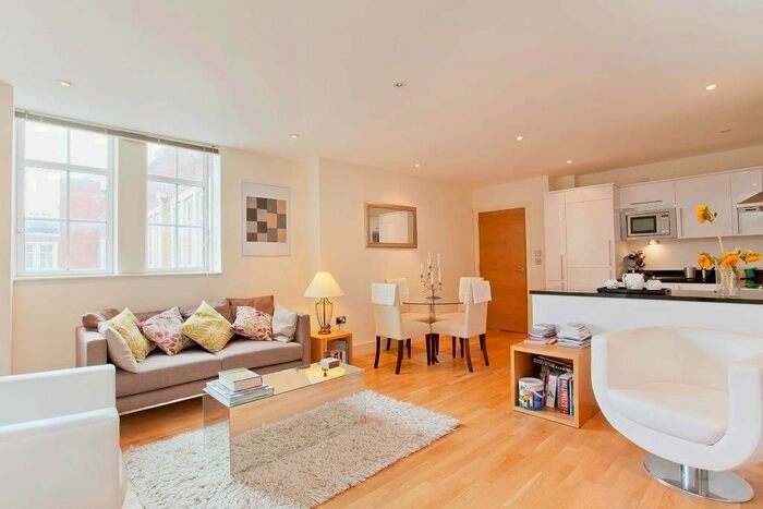 2 Bedroom Flat To Rent In Romney House, Marsham Street, Westminster, London, SW1P