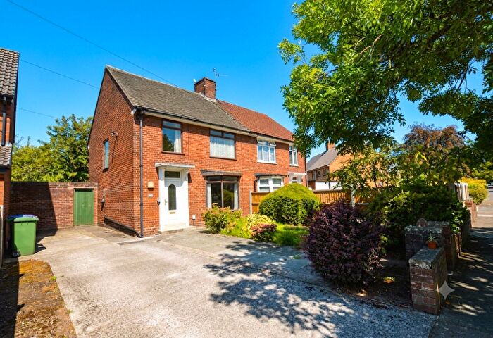 3 Bedroom Semi Detached House For Sale In Mather Avenue, Liverpool, L18
