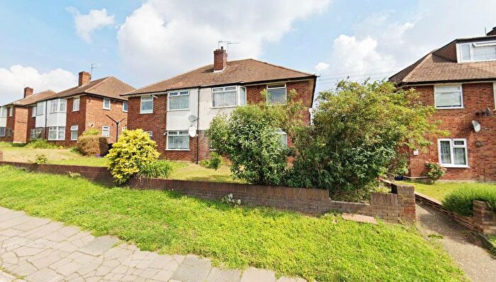 2 Bedroom Maisonette To Rent In Worton Road, Isleworth, TW7