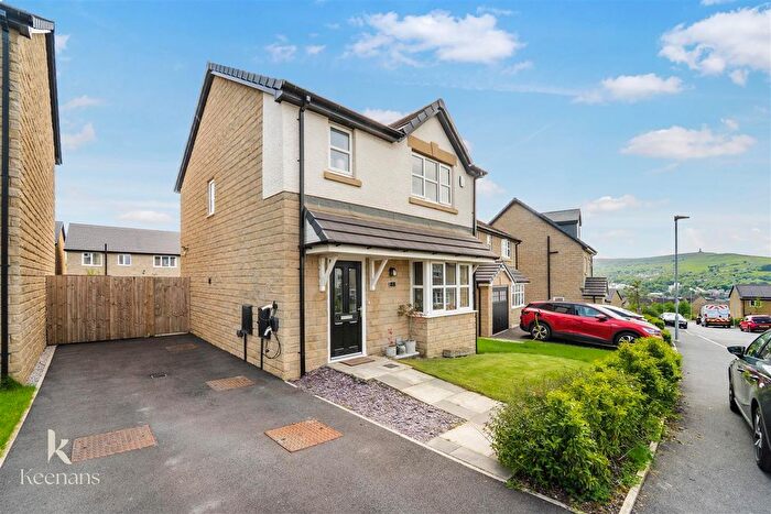 3 Bedroom Detached House For Sale In Eccles Mews, Darwen, BB3