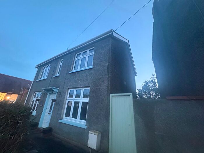3 Bedroom Semi-Detached House To Rent In B Cefn Road, Cefn Cribwr, Bridgend, CF32