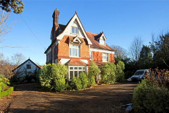 7 Bedroom Detached House For Sale In Brighton Road, Lower Kingswood, Tadworth, Surrey, KT20