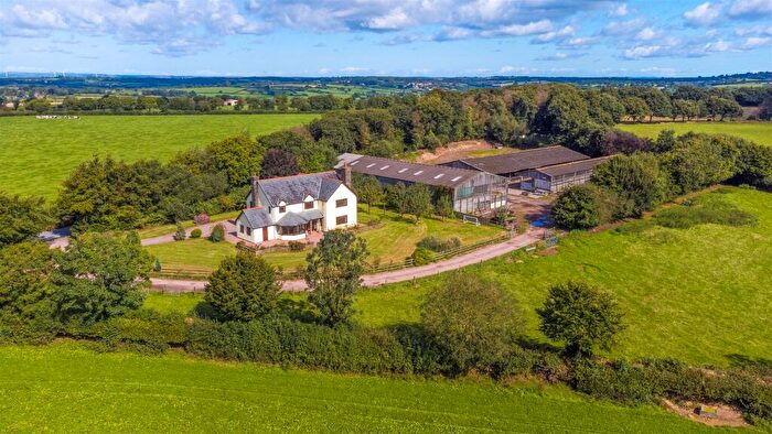4 Bedroom Detached House For Sale In Nomansland, Tiverton, EX16