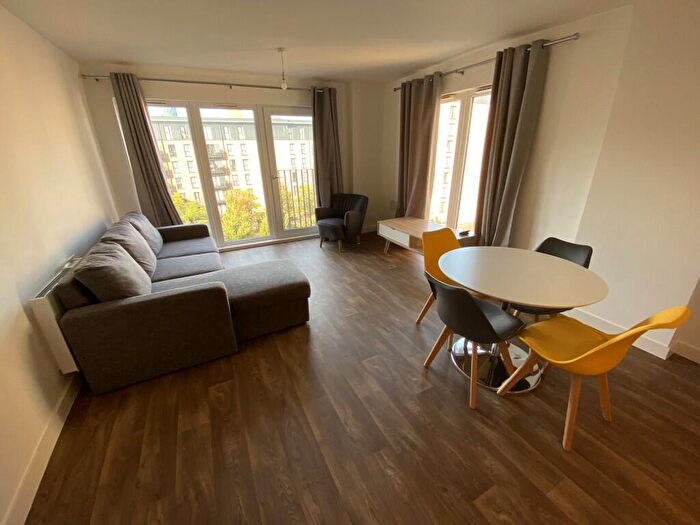 2 Bedroom Apartment For Sale In Lexington Gardens, Birmingham, B15