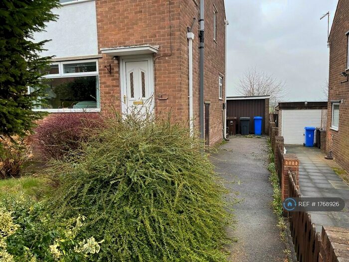 3 Bedroom Semi-Detached House To Rent In Maple Croft Crescent, Sheffield, S9