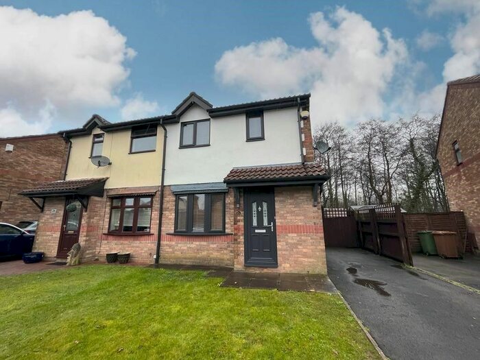 2 Bedroom Property To Rent In Castell Morgraig, Caerphilly CF83