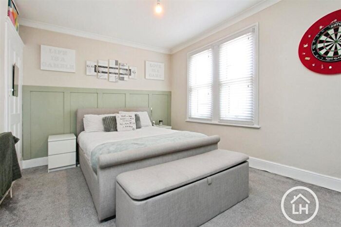 3 Bedroom Terraced House For Sale In Halfway Road, Minster On Sea, Sheerness, ME12