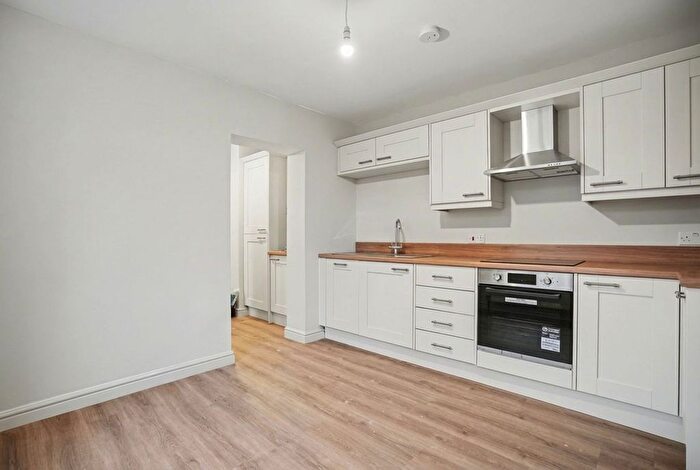 2 Bedroom End Terrace House To Rent In Fountain Lane, Maidstone, ME16