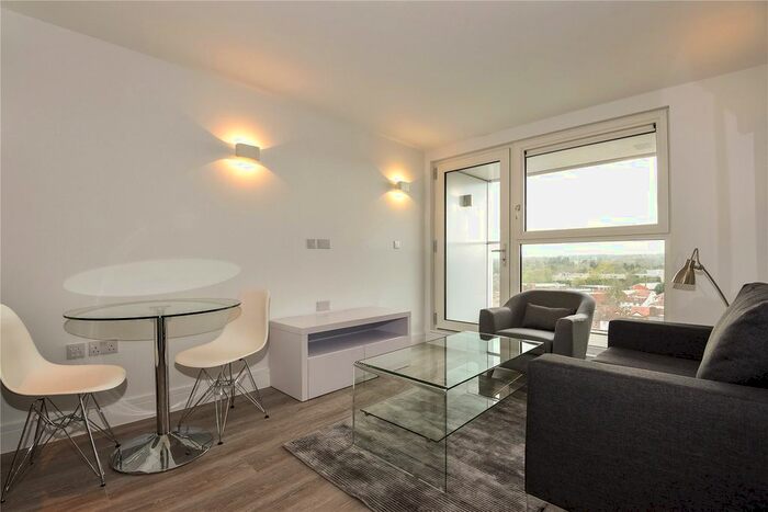 1 Bedroom Flat To Rent In Premier House, Edgware, HA8